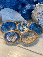 Load image into Gallery viewer, Mini Decoupaged Seashell Trinket Dish
