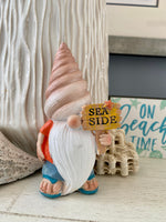 Load image into Gallery viewer, Sandy Beach Gnomes
